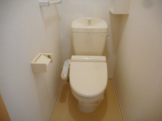リヴェースいわつかⅢのトイレ