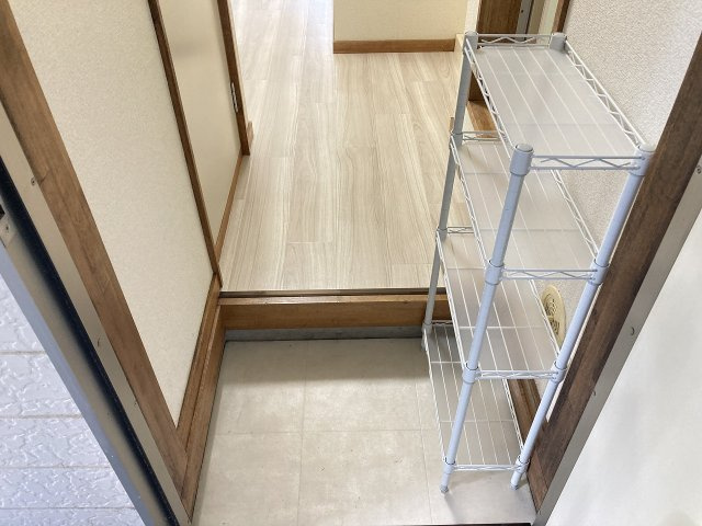 サン・ジュニアの玄関