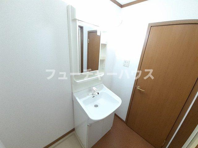 サンライト　ヒルズの洗面所|忙しい朝には欠かせない洗面所です