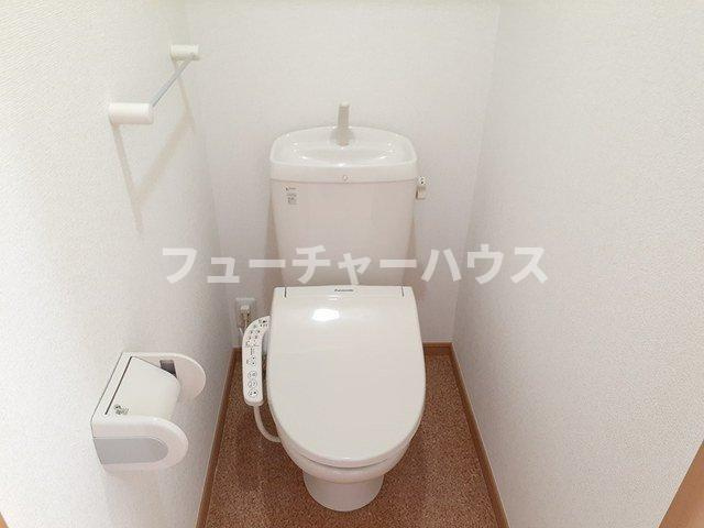 メゾン　ボヌールのトイレ|ゆったりとした空間のトイレです