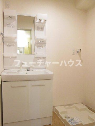 ヴィラ　青山の洗面所