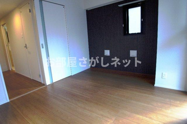 新宿御苑荘【おとり物件なし】#学生・社会人にオススメ！初期費用分割払いOK！の居間・リビング