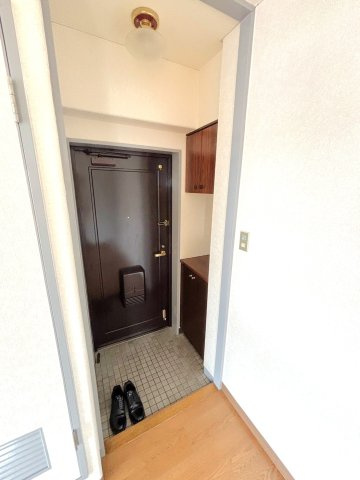 レジデンス森下の玄関