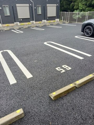 【駐車場】 | サンヴェール　蔵波　９ | 車をお持ちの方に嬉しい駐車場付きの物件です