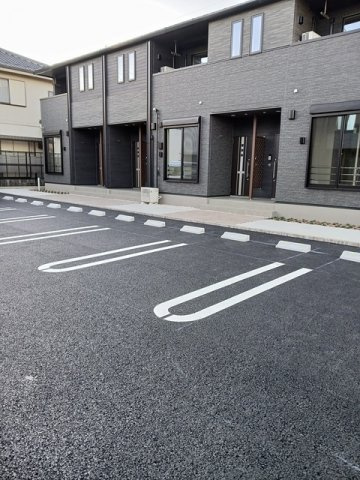 サンモール　Ⅱの駐車場