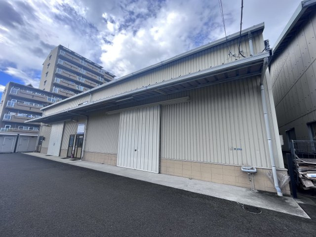 栗東市中沢２丁目の倉庫