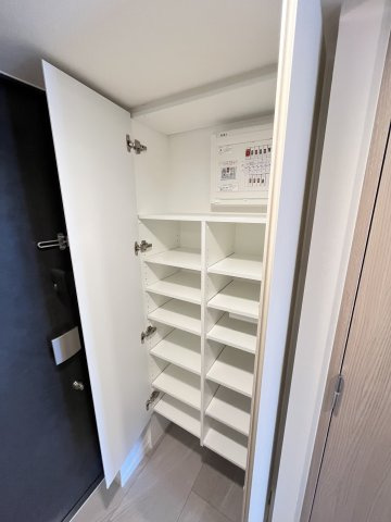 【収納】コンフォリア江坂江の木町Q