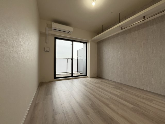 【寝室】コンフォリア江坂江の木町Q