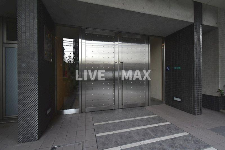 【エントランス】クリスタルグランツ新大阪 