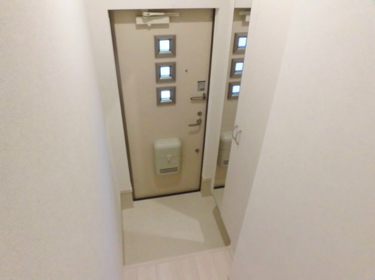 【玄関】ロッヂえざかA 