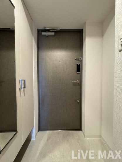 【玄関】エスリードレジデンス大阪福島シティウエスト