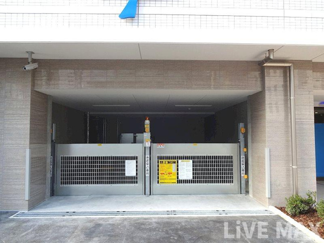 【駐車場】セレニテ心斎橋グランデ