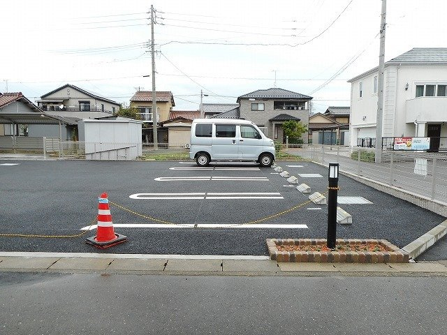 サニーレジデンスⅠの駐車場
