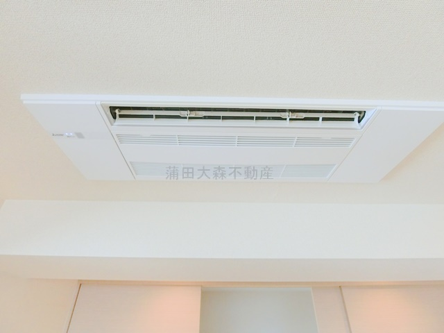 クロスレジデンス蒲田の設備|ビルドインのエアコン