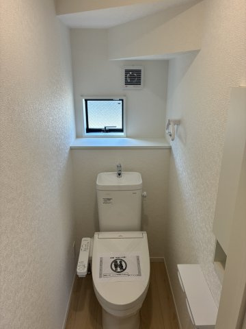 宇部市昭和町　第2-1号棟のトイレ