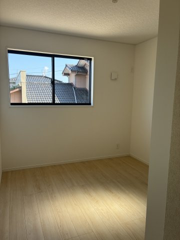 宇部市昭和町　第2-1号棟の洋室