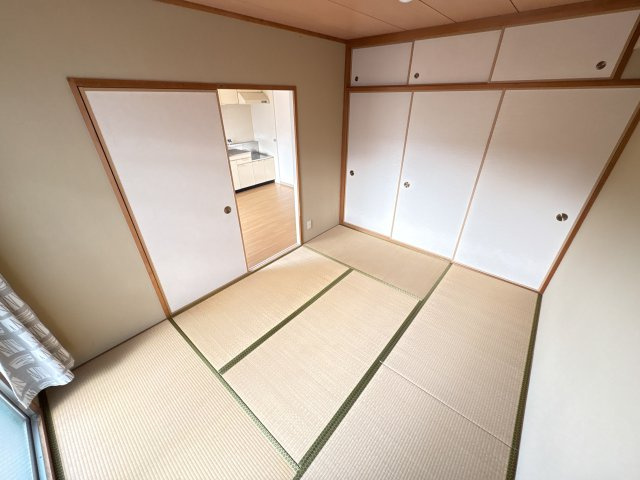 生駒市辻町の賃貸マンションの和室