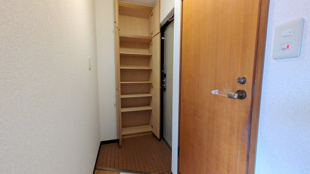 【玄関】