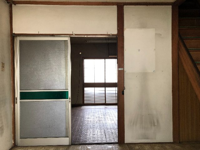 川辺店舗の内装