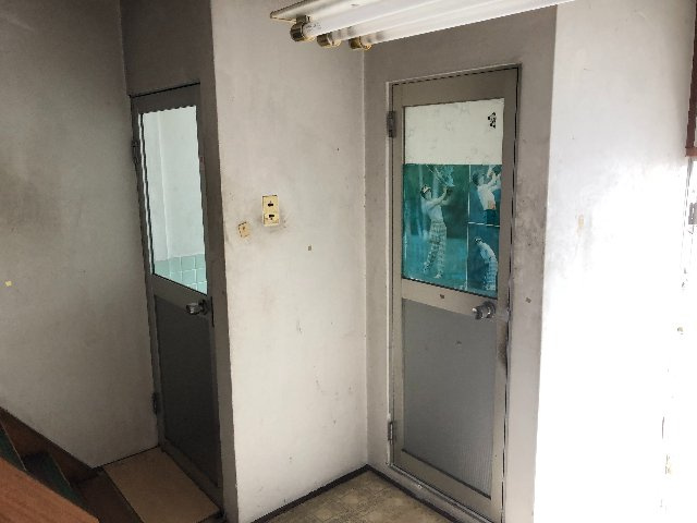 川辺店舗の内装