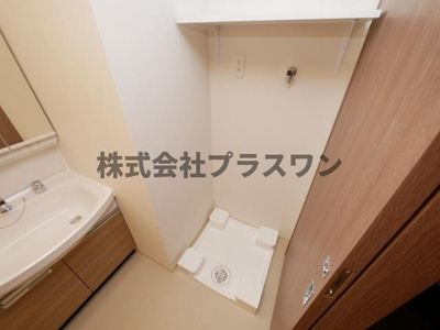  | プレサンス心斎橋ニスト