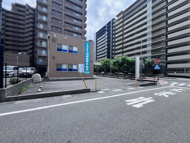 南草津２丁目テナントの駐車場