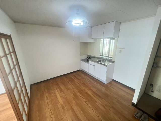千葉市花見川区畑町のアパートのキッチン