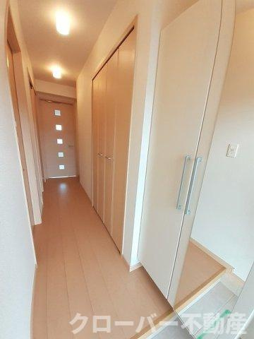 ヴィラ　エンゼルⅡの玄関