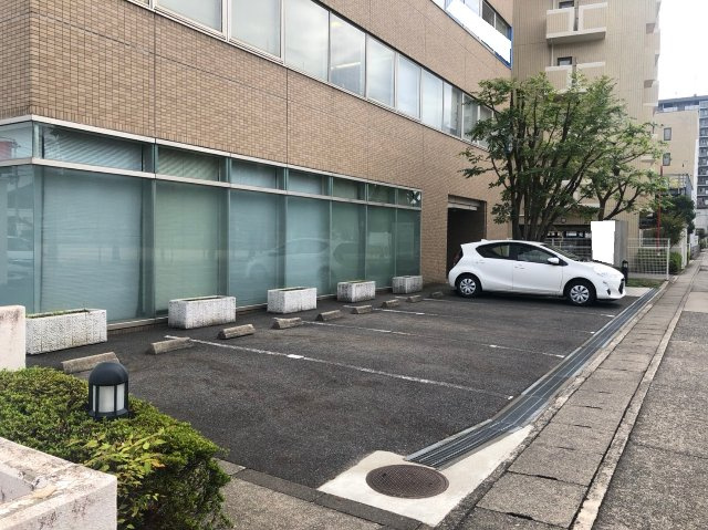 第２小島ビルの駐車場