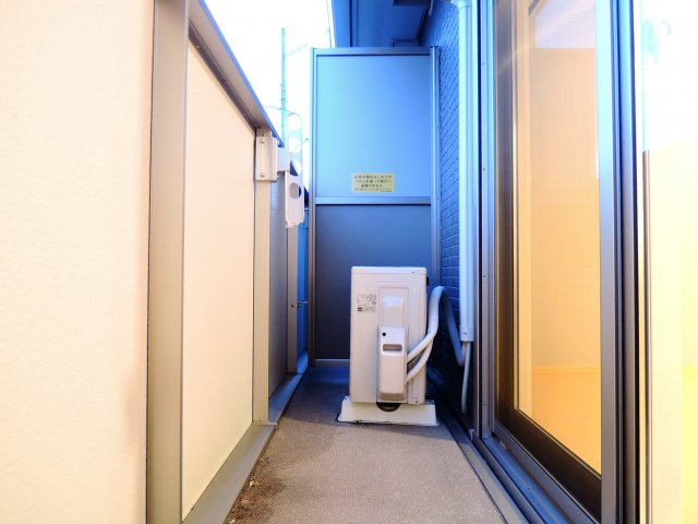 ヴァンクレール古曽部のバルコニー