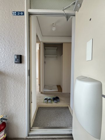 ハイツ松本の玄関