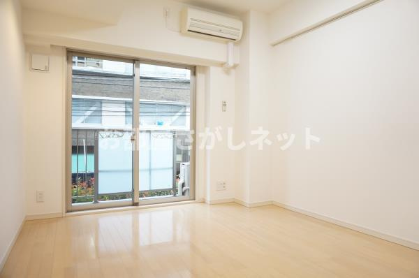 ＫＤＸレジデンス西新宿【おとり物件なし】#学生・社会人にオススメ！初期費用分割払いOK！の居間・リビング