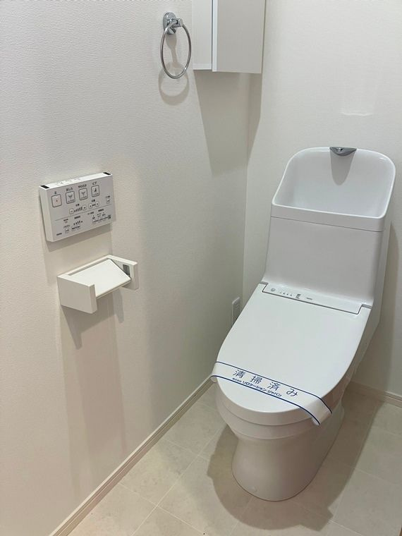 西町戸建のトイレ|シンプルで使いやすいトイレです