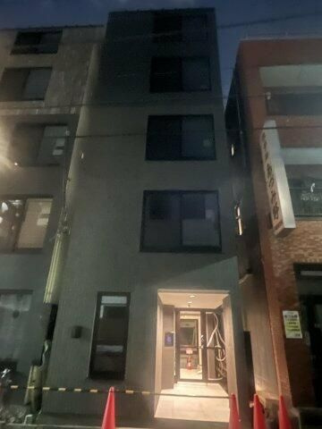 アピチェ南千住Ａ棟のエントランス