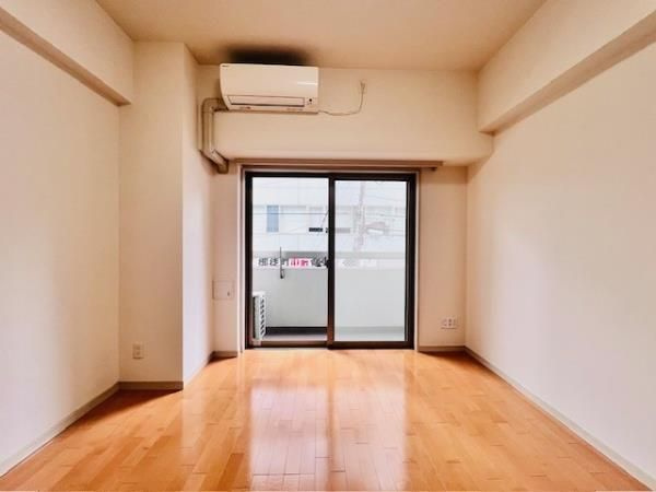 ＫＤＸレジデンス御徒町の居間・リビング