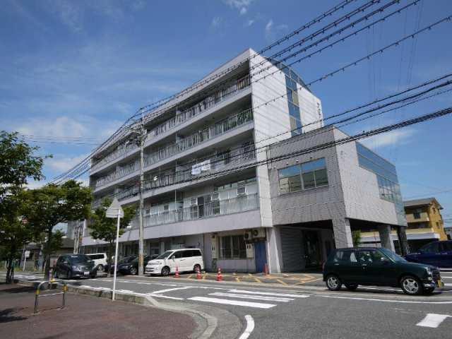 アクア・リンピアの外観
