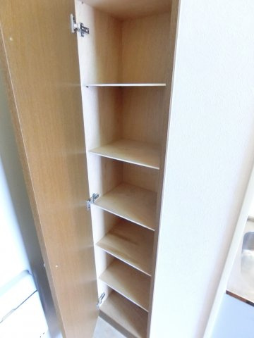 アンプルール茨木の収納
