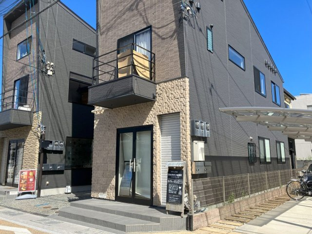  LAスクエアWEST1号館