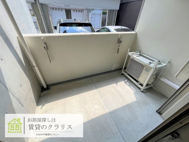 コンフォールパレ新町二条のバルコニー