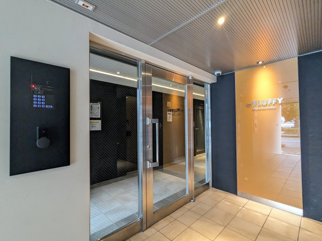フラッフィー市谷台町のエントランス|毎日通るエントランスはこのようになっています