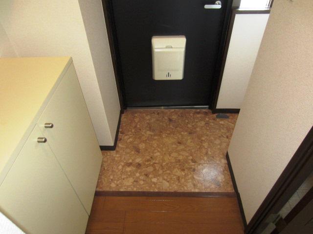 【玄関】 | ロジュマン泉佐野