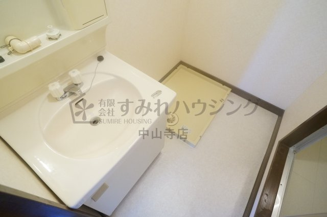 ハイツ中山の洗面所