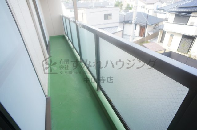 ハイツ中山のバルコニー