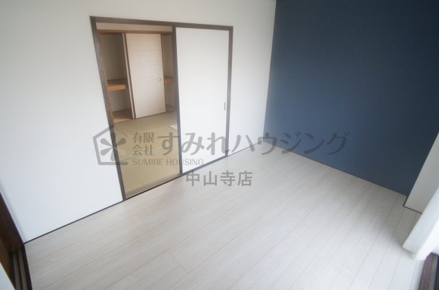 ハイツ中山の寝室