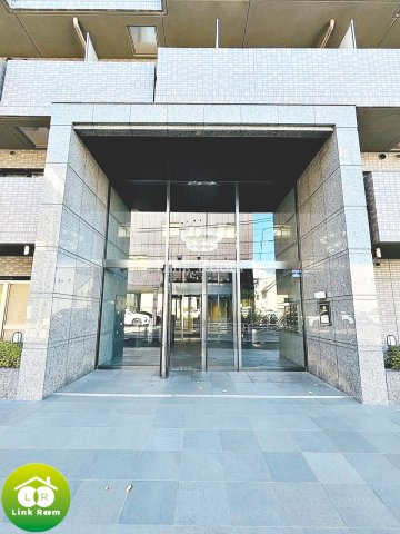 ルーブル清澄白河参番館のエントランス