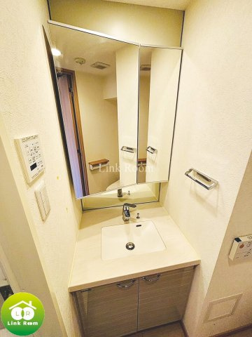 ルーブル清澄白河参番館の洗面所