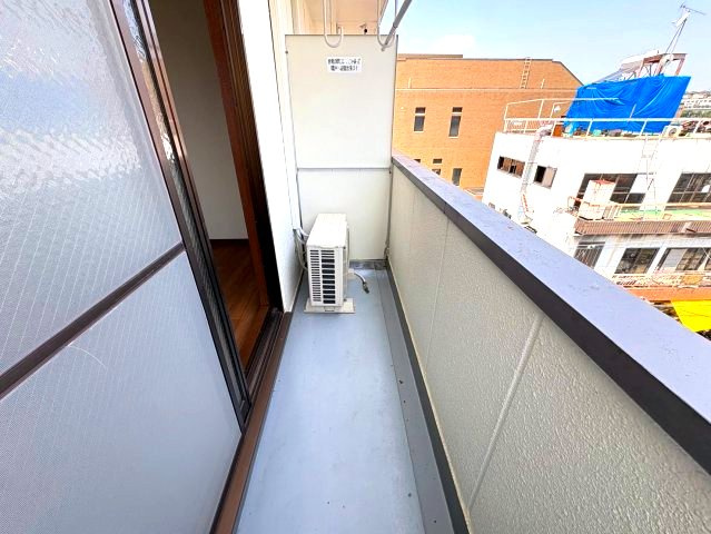 アプティ２番館のバルコニー
