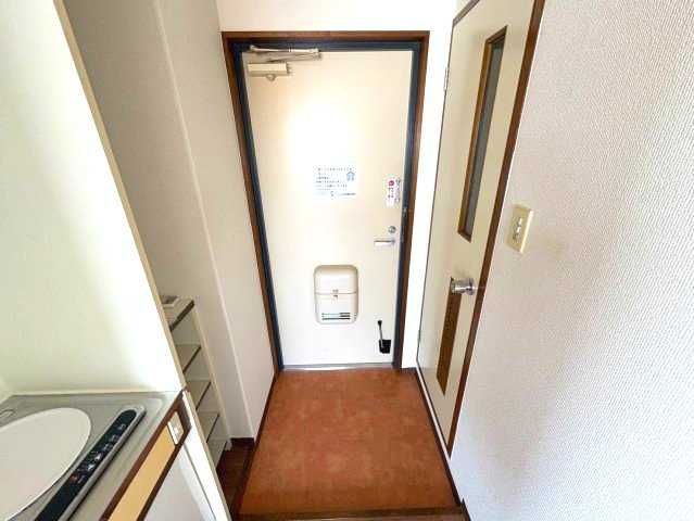 アプティ２番館の玄関