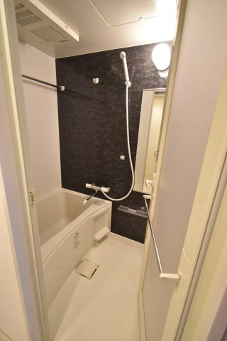 パークアクシス名古屋山王橋の浴室|コンパクトで使いやすいお風呂です