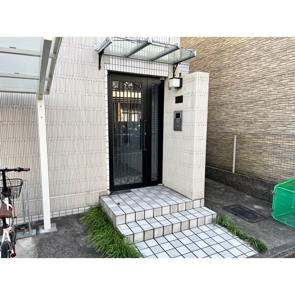 カーサナカムラ　名古屋市賃貸　仲介手数料無料のエントランス
